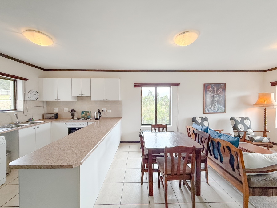 To Let 2 Bedroom Property for Rent in Bowtie Western Cape